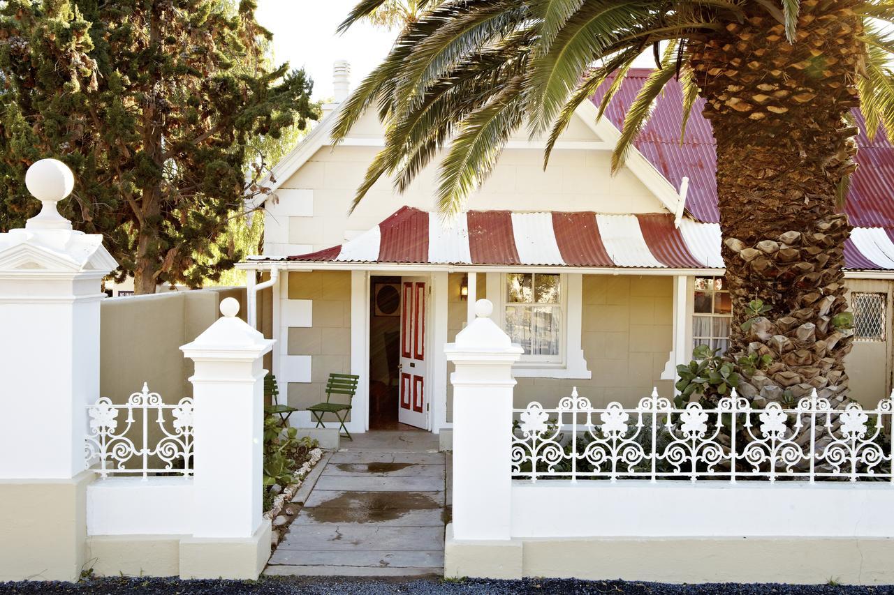 Lord Milner Hotel Matjiesfontein Exterior foto